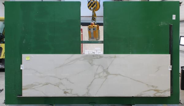 Calacatta Gold 20 LE NATURAL VEIN